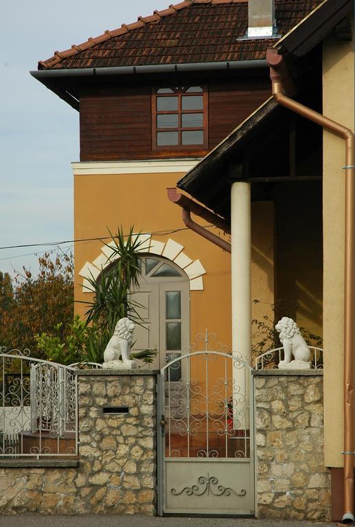Alom Kucko Apartman Zalaegerszeg Pokój zdjęcie